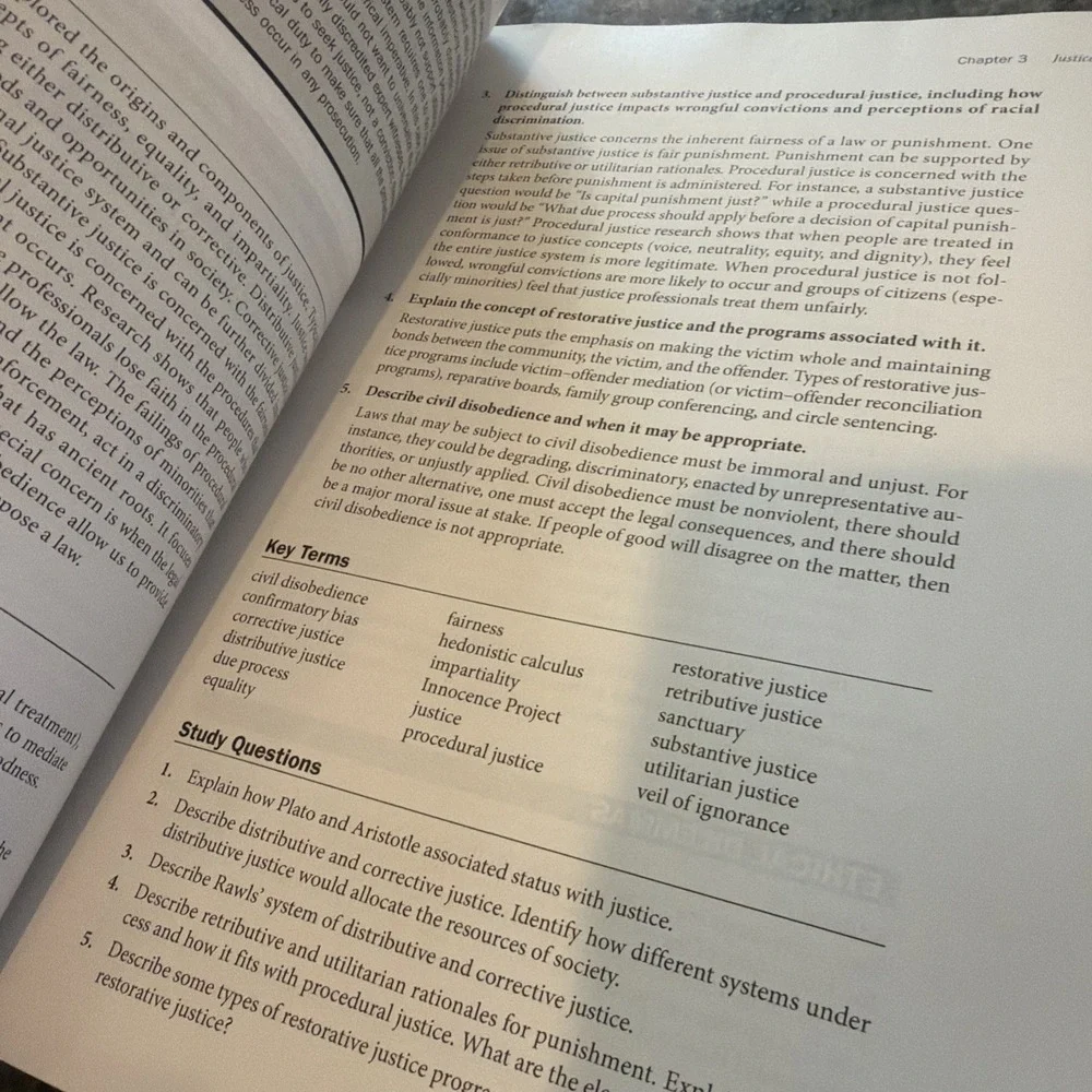 Ethical Dilemmas and Decisions in - Paperback, by Pollock Joycelyn - Good‎